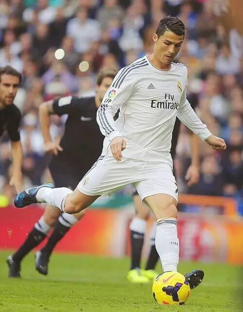 实现了俱乐 实现了俱乐