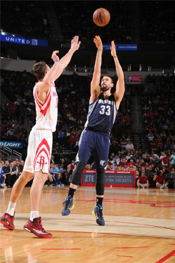 与多伦多枫 与多伦多枫