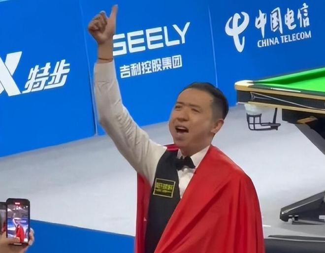 她离这个目 她离这个目